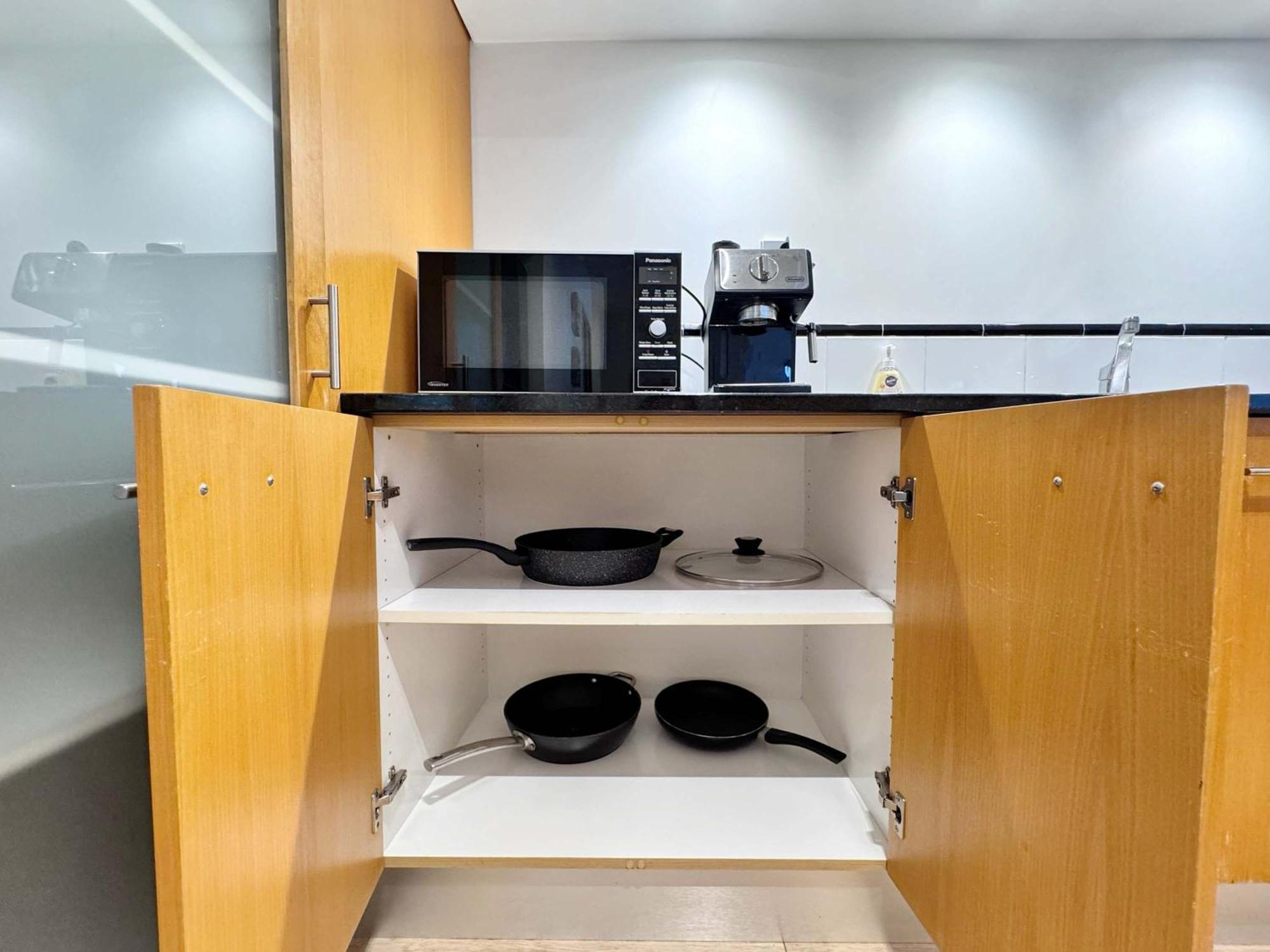 Heart Of 2br Near Queen St & Skytower
